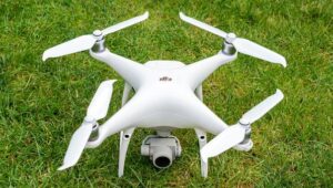 Przełomowa technologia w DJI Phantom 4 Pro – odkryj zaawansowane możliwości drona