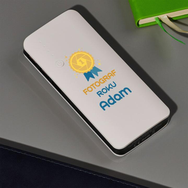 Powerbank z gniazdkiem