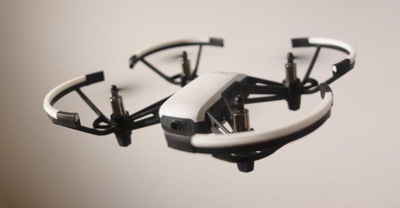 Technologia w dronach
