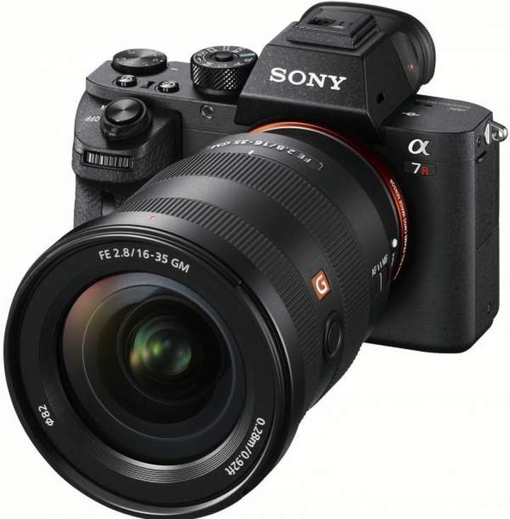 Telezoomy Sony do sportu